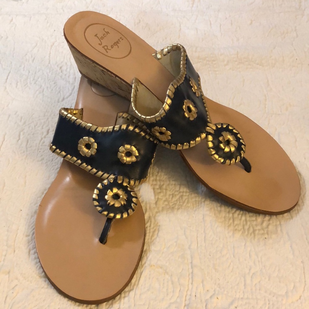 Jack Rogers wedges 10M navy with gold trim, excellent condition